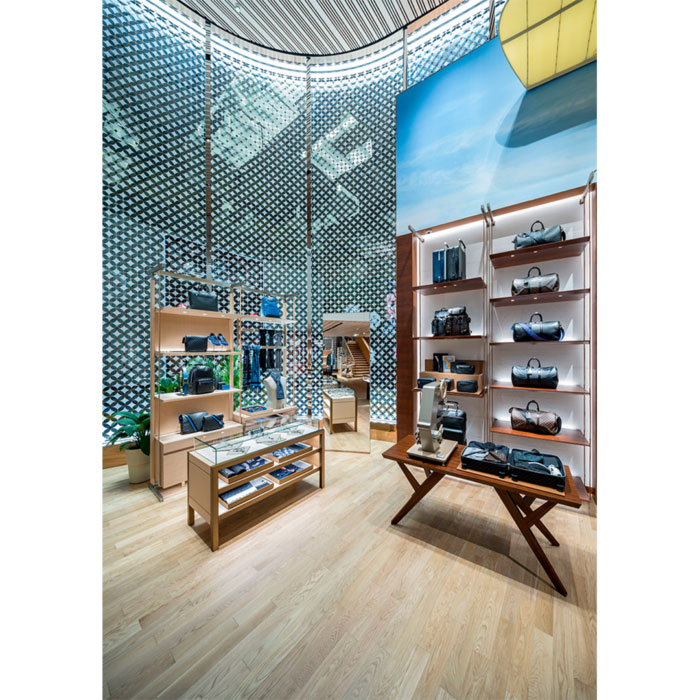 YOUR FIRST LOOK AT LOUIS VUITTON’S FIRST-EVER AIRPORT STORE IN SOUTH ASIA - yaham