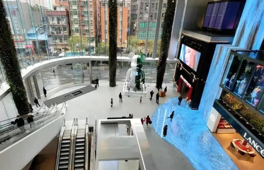 Empowering Shenzhen's Urban Aesthetics with High-End LED Customization. - yaham