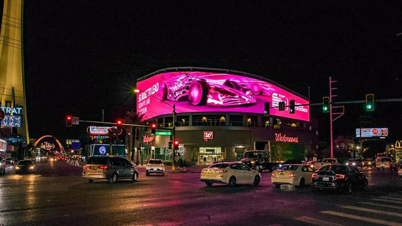 New DOOH Being Lit Up At The Northern Gateway To The Strip - yaham