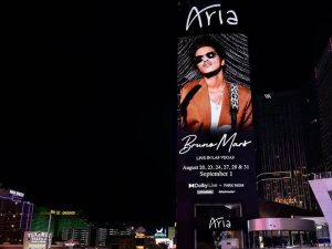 Big and Tall: Aria Lights up New 200-foot Mega-...