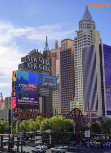 Yaham Unveils a New LED Pylon at New York-New York