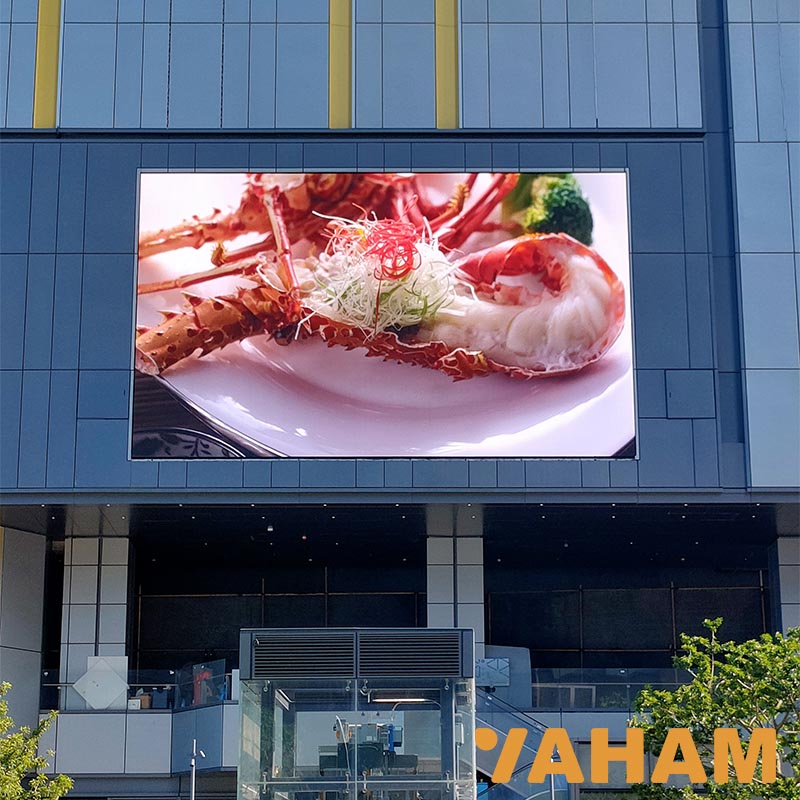 YAHAM Lights up Houhai Harbour with Creativity and Youthful Energy - yaham