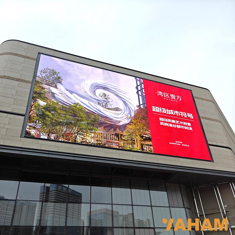 YAHAM Lights up the Largest Outlets Mall in South China - yaham