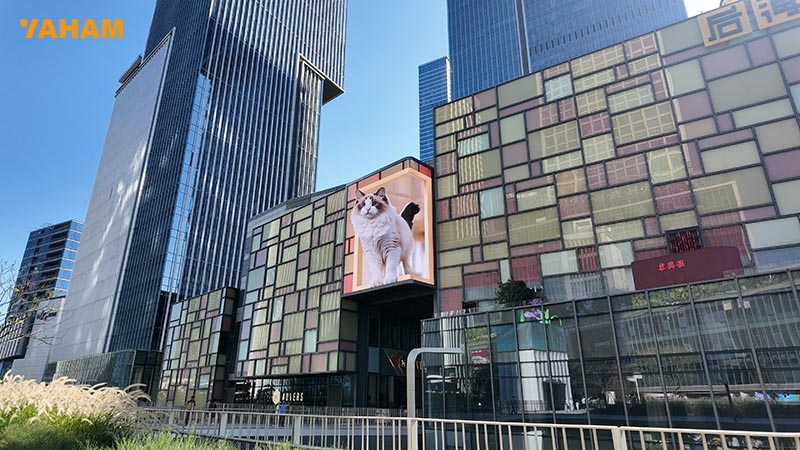 Elevating Houhai Harbour: YAHAM's Naked-Eye 3D Corner LED Brings Urban Art to Life - yaham